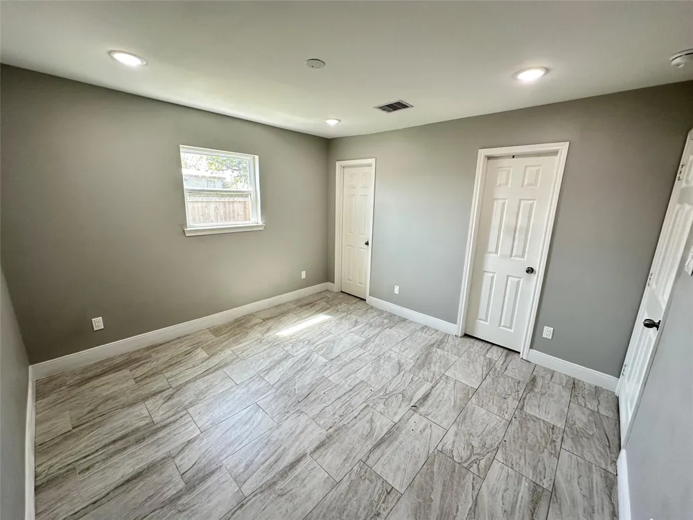 12703 W Hardy Road Houston, TX 77037