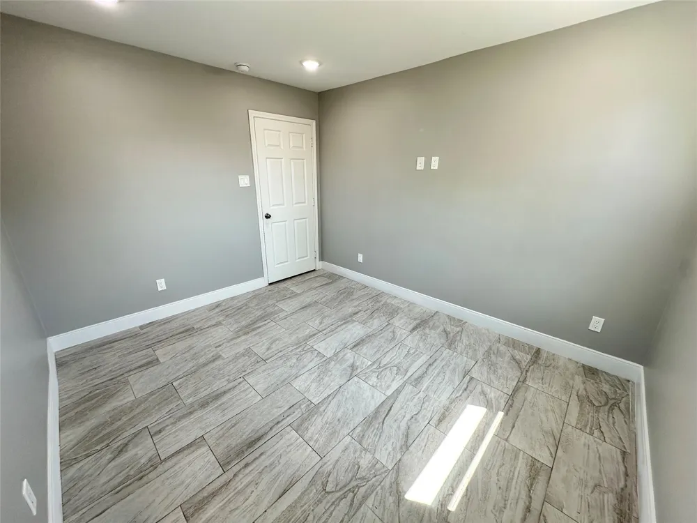 12703 W Hardy Road Houston, TX 77037