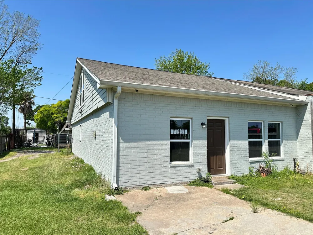 12703 W Hardy Road Houston, TX 77037
