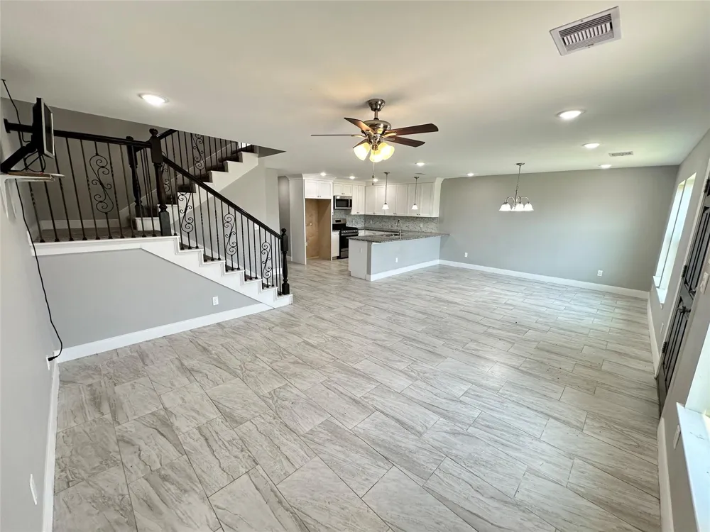 12703 W Hardy Road Houston, TX 77037