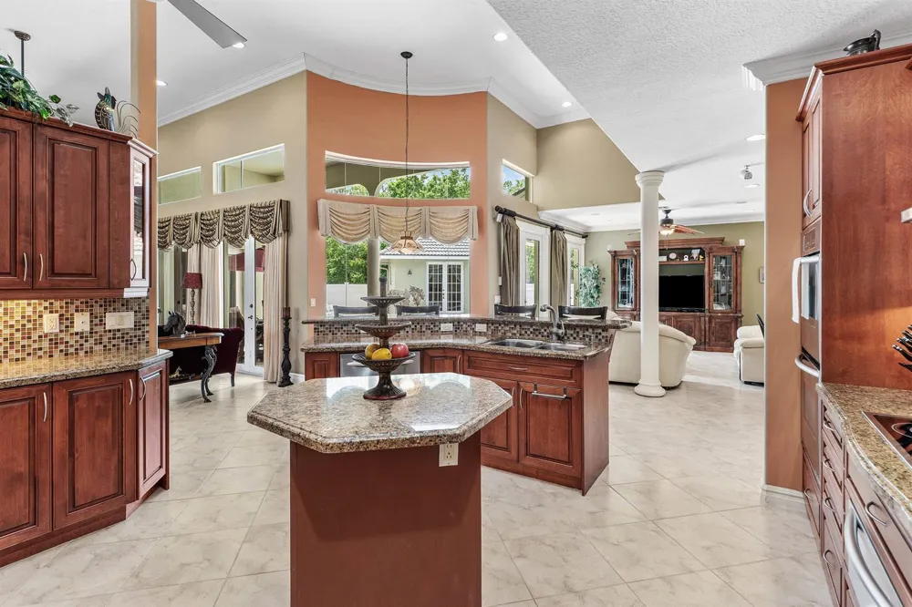 2749 A ROAD Loxahatchee, FL 33470