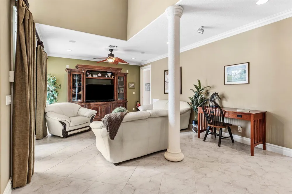 2749 A ROAD Loxahatchee, FL 33470