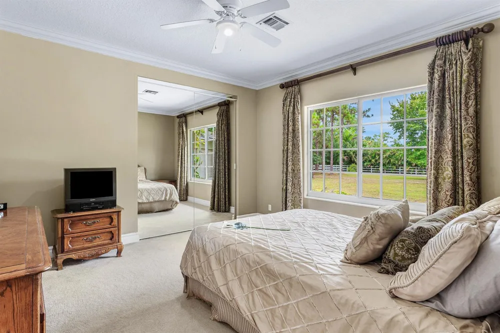 2749 A ROAD Loxahatchee, FL 33470