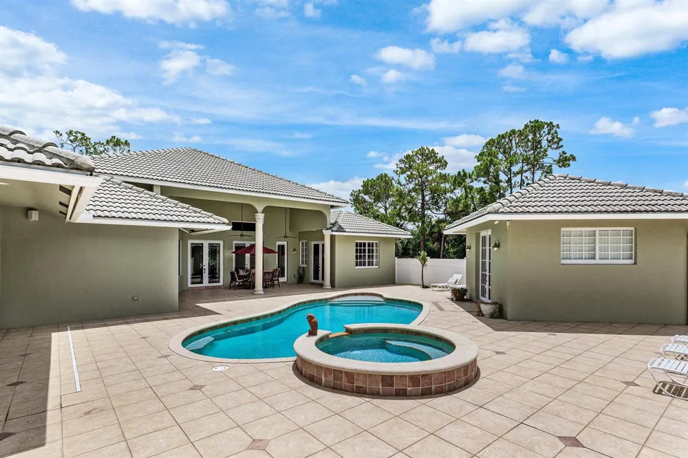 2749 A ROAD Loxahatchee, FL 33470