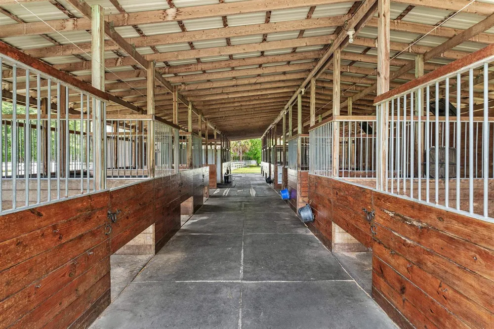 2749 A ROAD Loxahatchee, FL 33470
