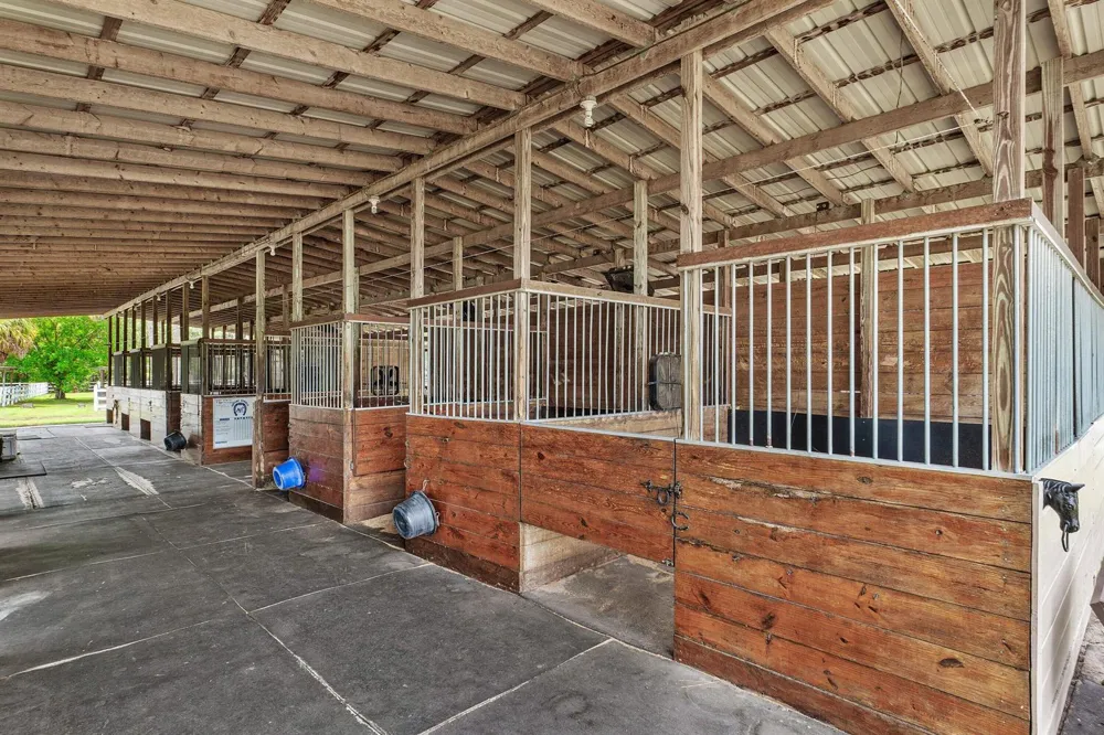 2749 A ROAD Loxahatchee, FL 33470