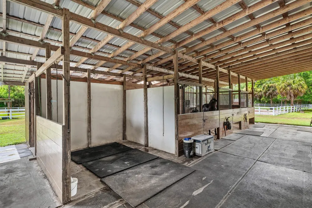 2749 A ROAD Loxahatchee, FL 33470