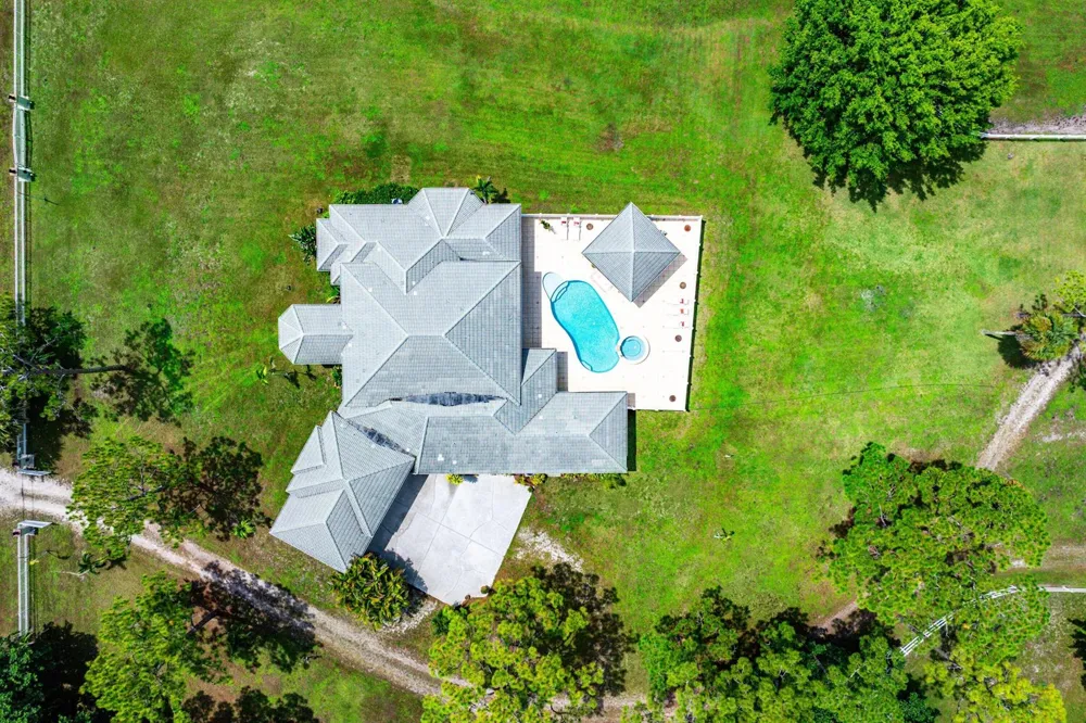 2749 A ROAD Loxahatchee, FL 33470