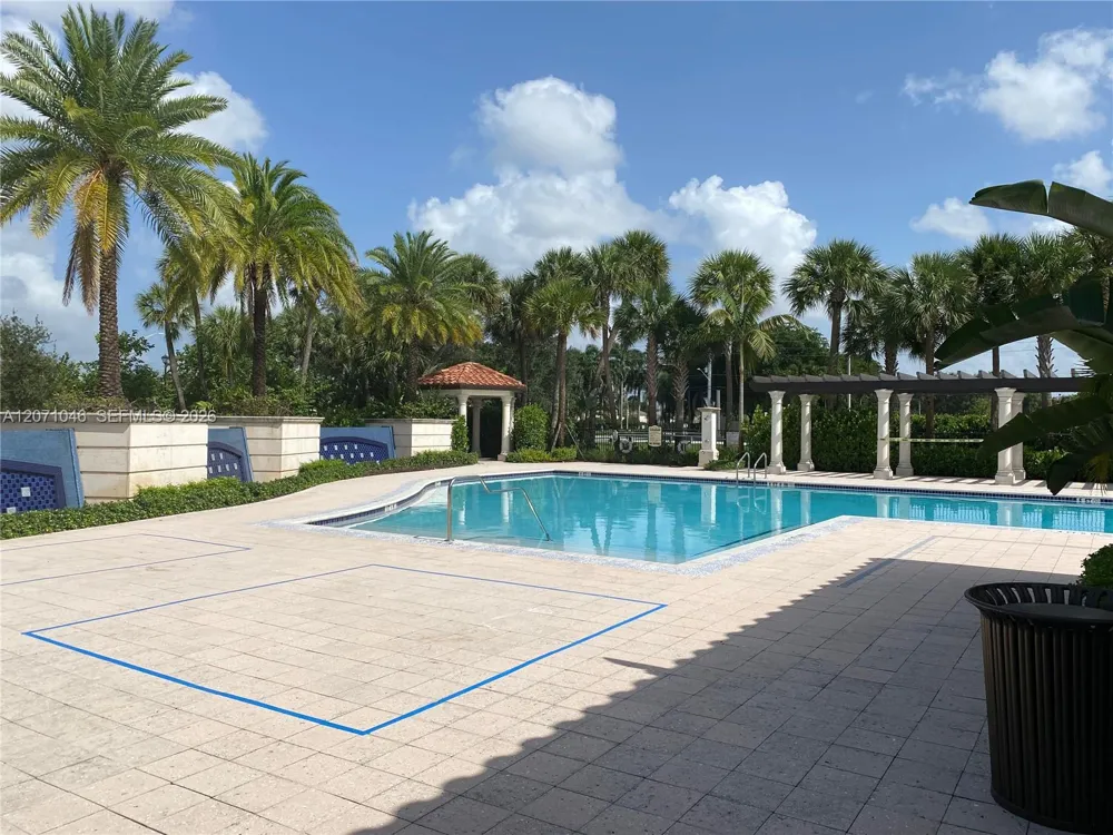 11362 SW 15th St Pembroke Pines, FL 33025