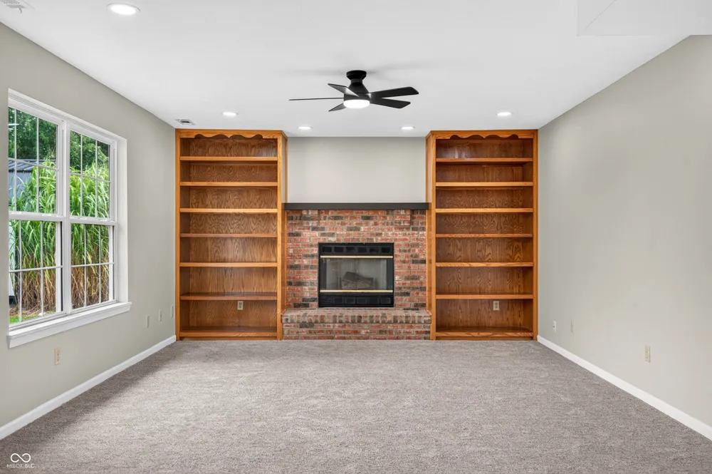 776 Shore View Drive Franklin, IN 46131