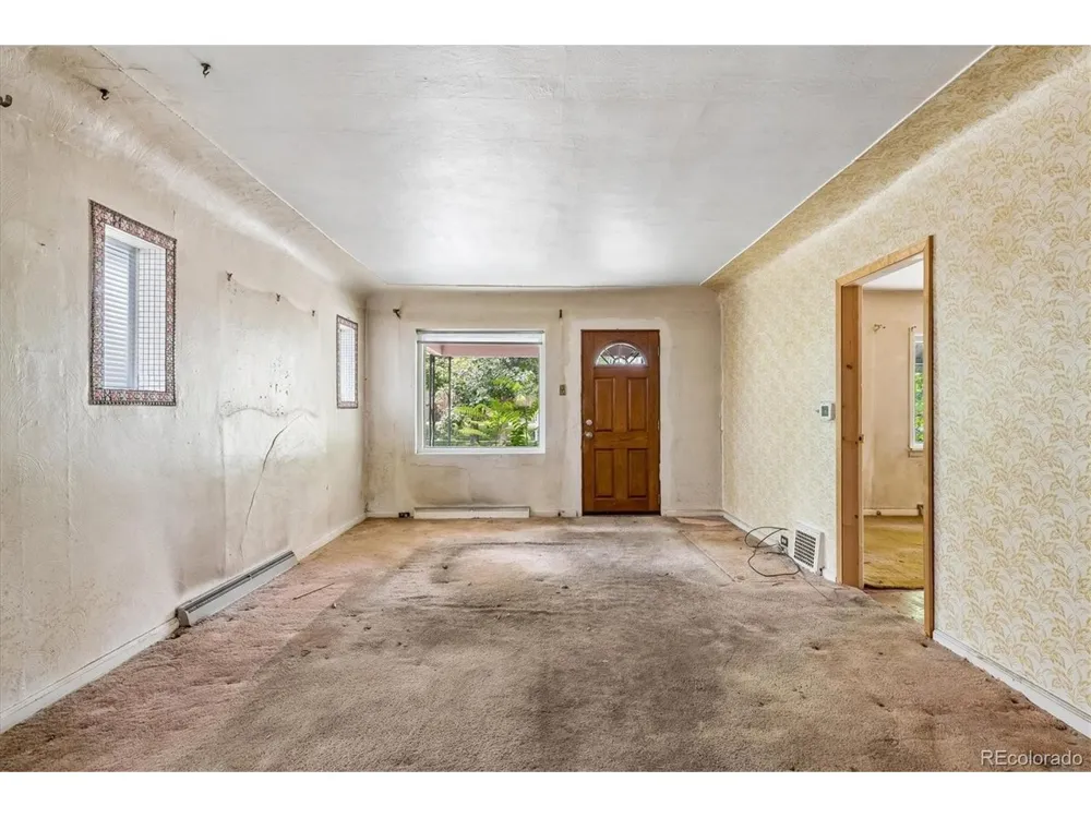 3828 Wyandot Street Denver, CO 80211