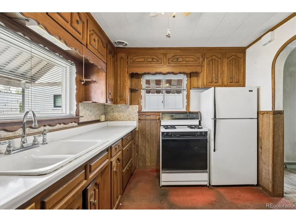 3828 Wyandot Street Denver, CO 80211