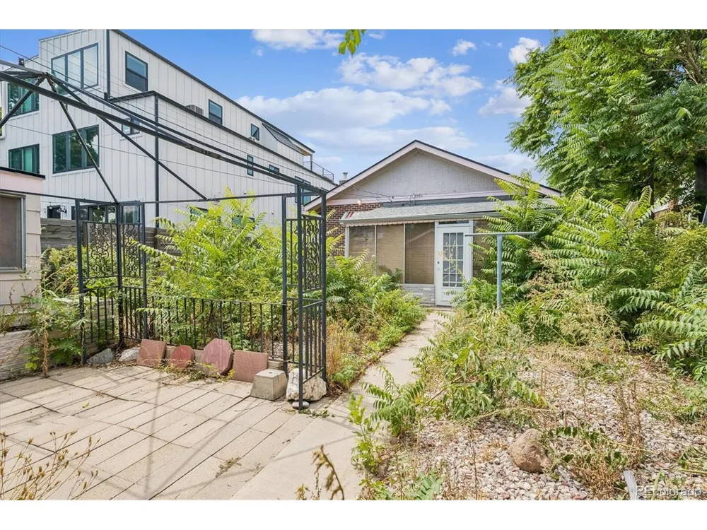 3828 Wyandot Street Denver, CO 80211