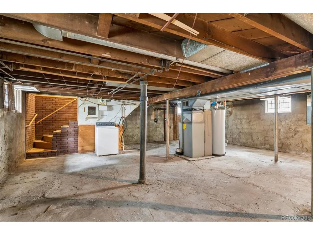 3828 Wyandot Street Denver, CO 80211