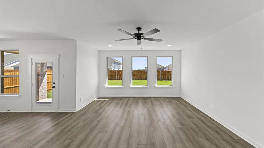 3134 Duck Heights Avenue Royse City, TX 75189