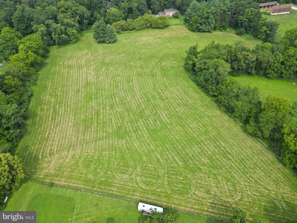 SUGARLOAF VIEW LANE & WILT STORE ROAD Leesburg, VA 20176