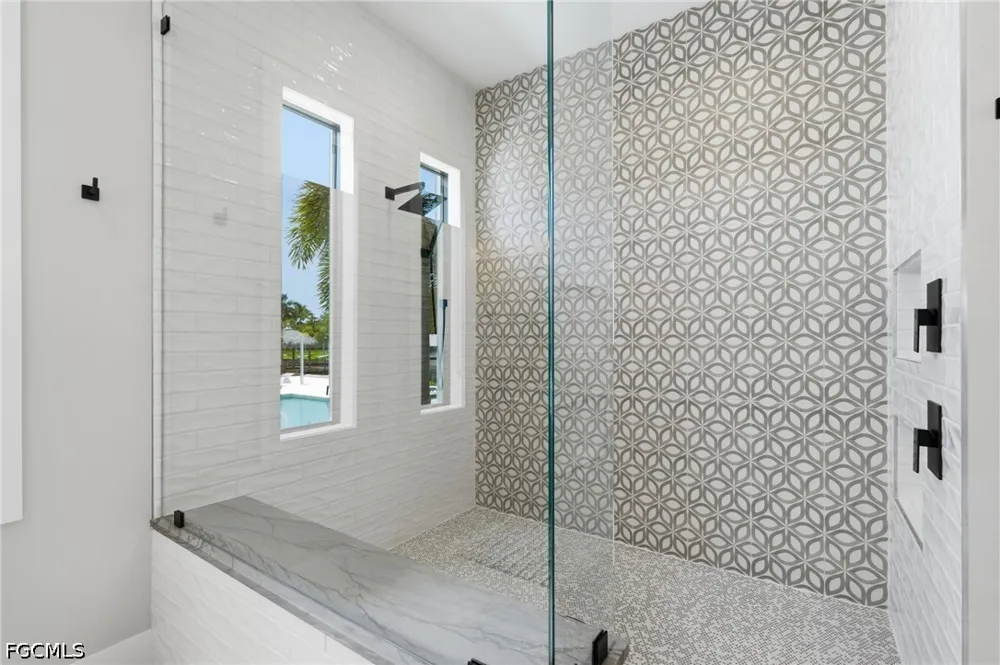 Seville Court Cape Coral, FL 33904
