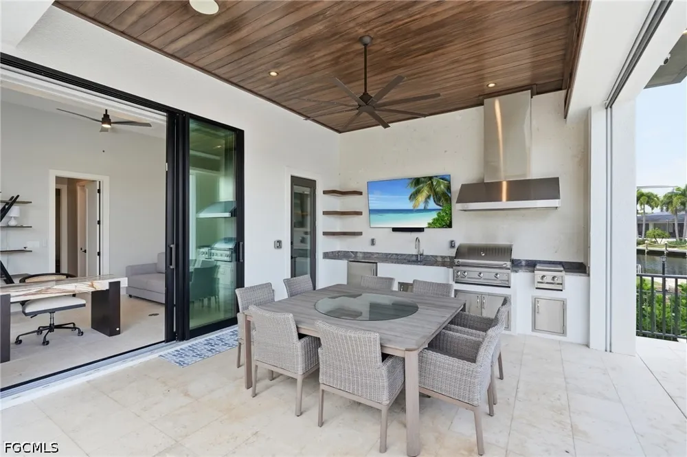 Seville Court Cape Coral, FL 33904