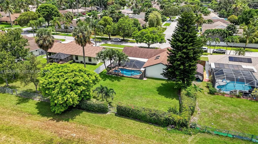 4225 NW 7th Pl Deerfield Beach, FL 33442
