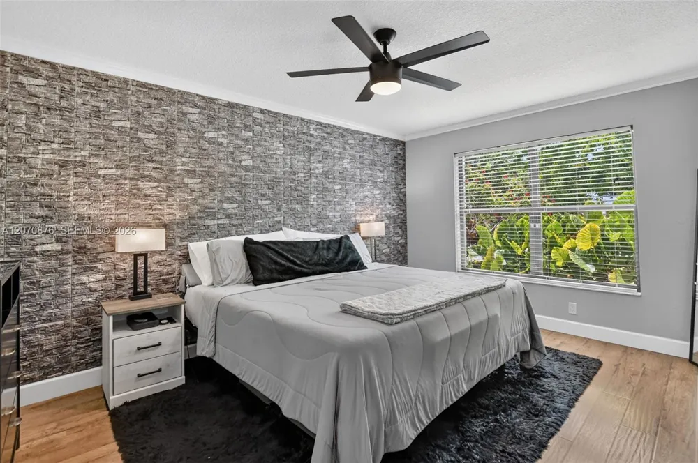 4225 NW 7th Pl Deerfield Beach, FL 33442