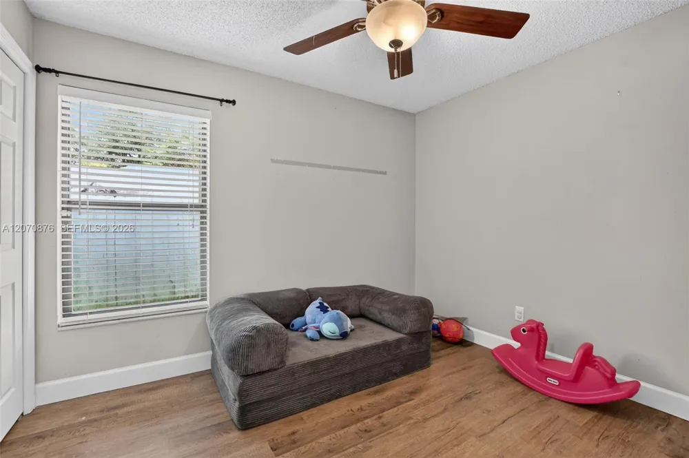 4225 NW 7th Pl Deerfield Beach, FL 33442