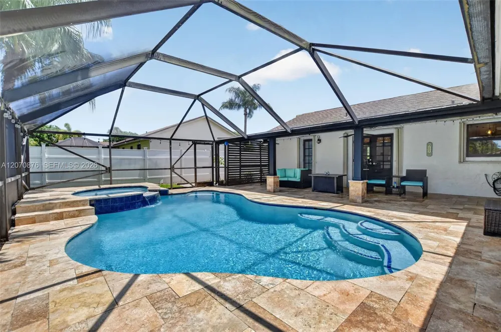 4225 NW 7th Pl Deerfield Beach, FL 33442