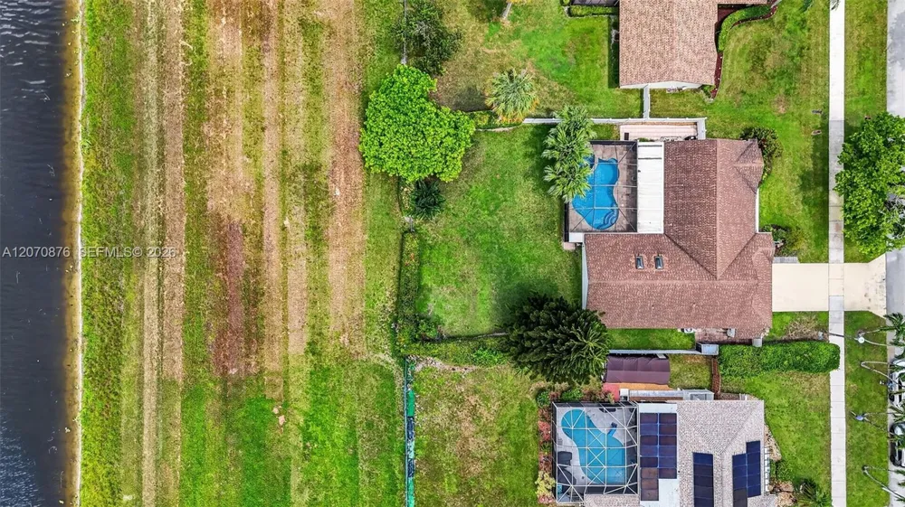 4225 NW 7th Pl Deerfield Beach, FL 33442