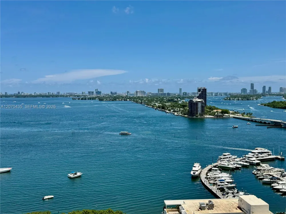 1750 Bayshore Dr #2202 Miami, FL 33132