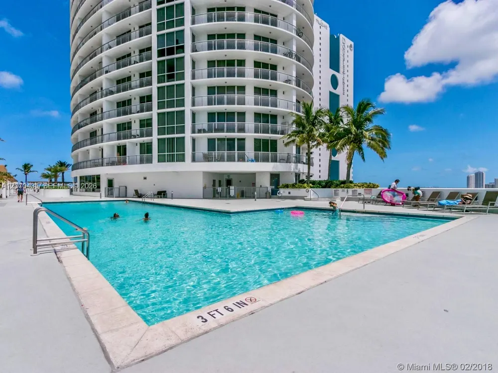1750 Bayshore Dr #2202 Miami, FL 33132