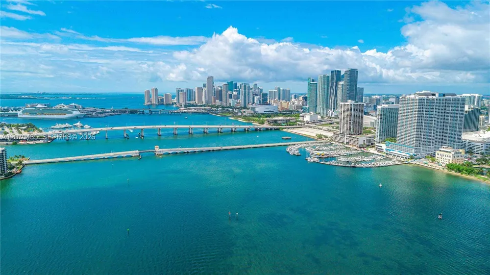 1750 Bayshore Dr #2202 Miami, FL 33132