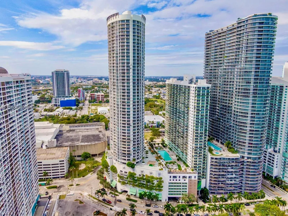 1750 Bayshore Dr #2202 Miami, FL 33132
