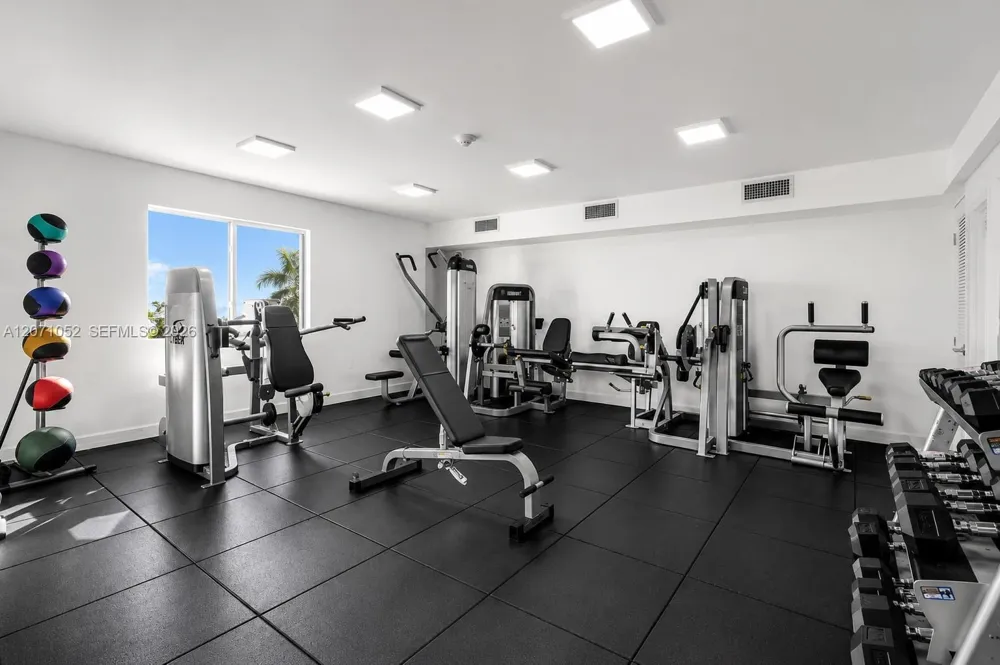 816 NW 11th St #607 Miami, FL 33136