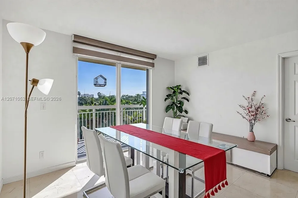 816 NW 11th St #607 Miami, FL 33136