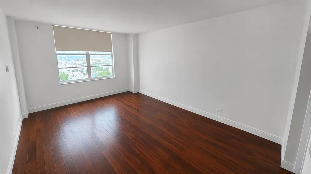 230 174TH STREET #1805 Sunny Isles Beach, FL 33160