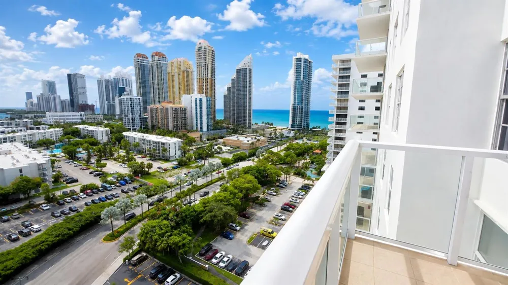 230 174TH STREET #1805 Sunny Isles Beach, FL 33160