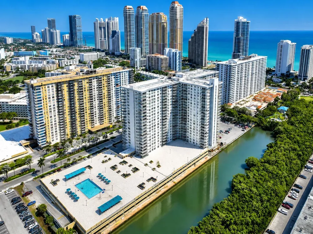230 174TH STREET #1805 Sunny Isles Beach, FL 33160