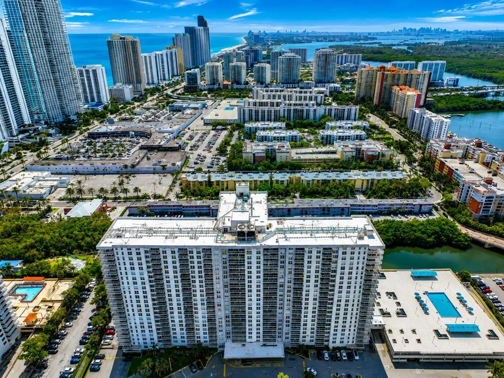 230 174TH STREET #1805 Sunny Isles Beach, FL 33160