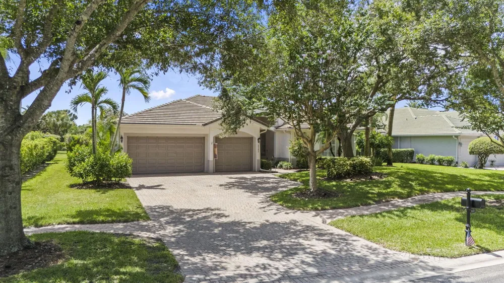 2182 SW Dove Canyon Way Palm City, FL 34990