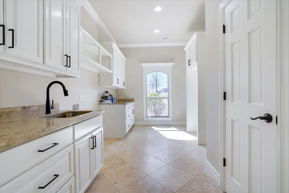 26175 E 93rd Street S Broken Arrow, OK 74014