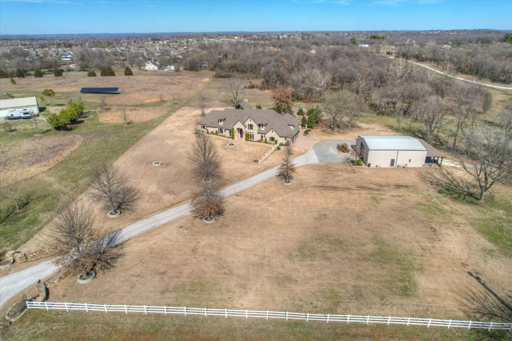 26175 E 93rd Street S Broken Arrow, OK 74014