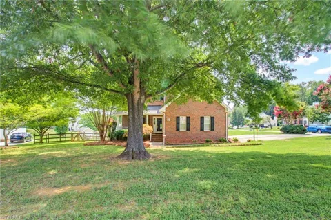 1400 Kayla Circle