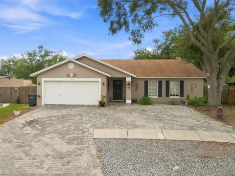 1018 PEACHWOOD DRIVE