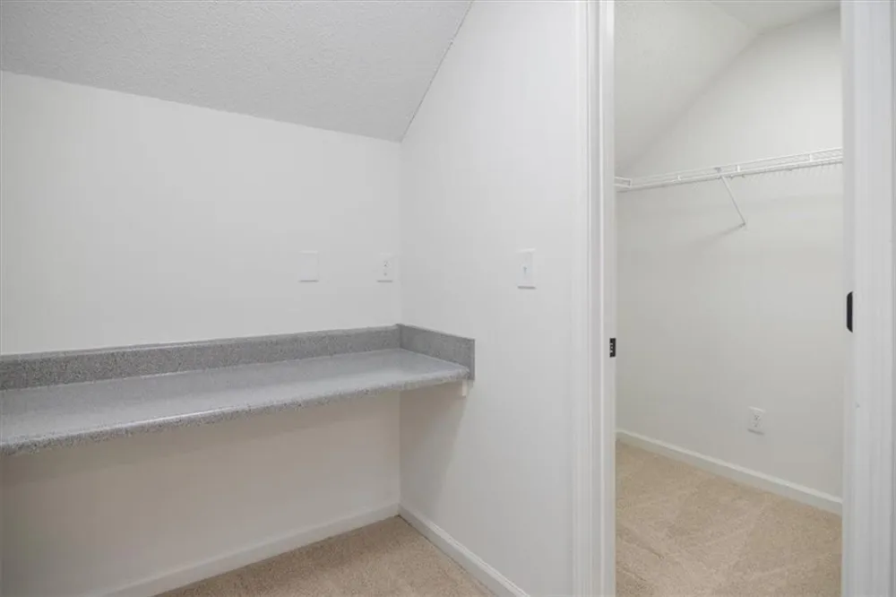 4033 Ravenwood Court Union City, GA 30291
