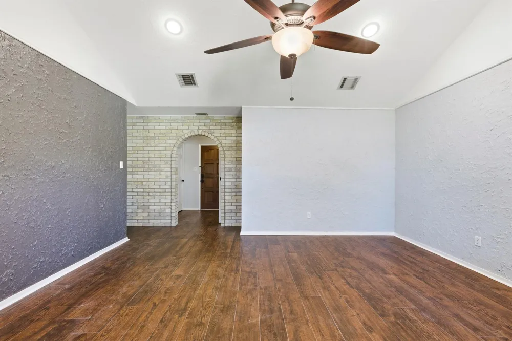 3721 Avenue R Rosenberg, TX 77471