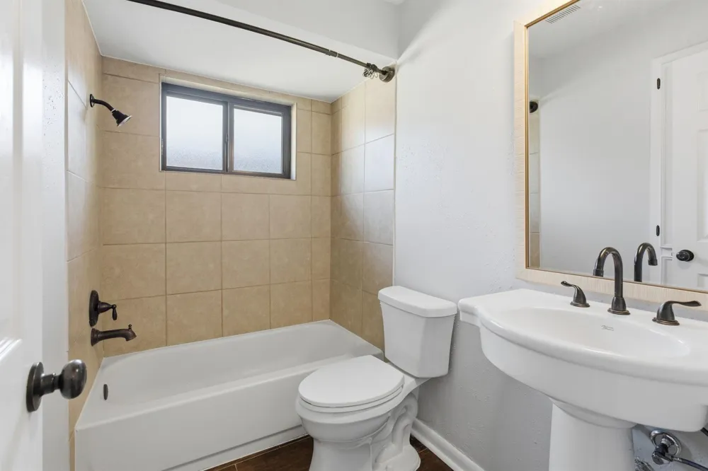 3721 Avenue R Rosenberg, TX 77471