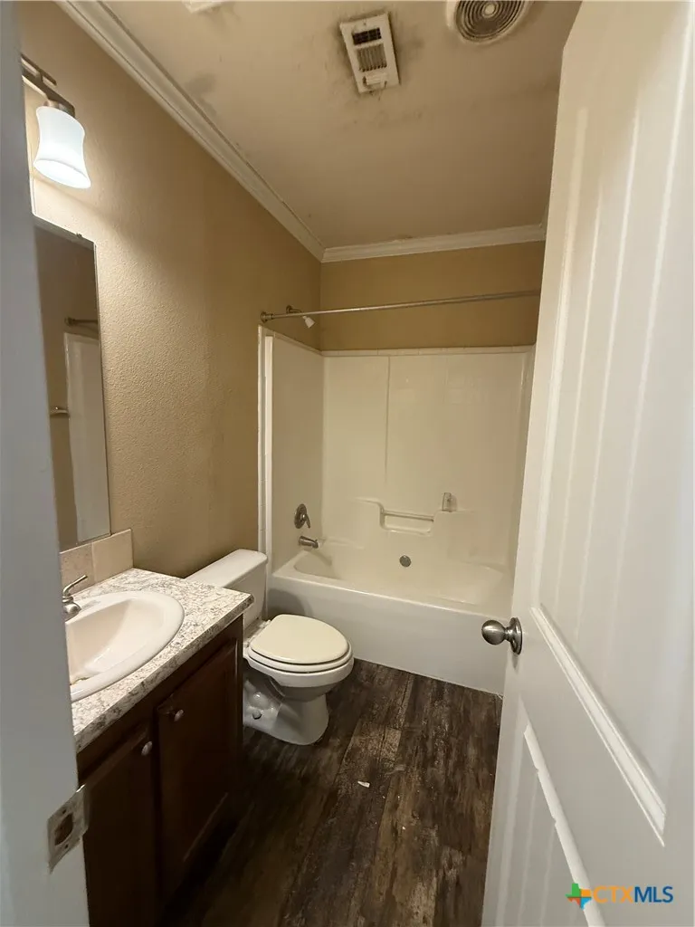 320 Mill Street #101 San Marcos, TX 78666