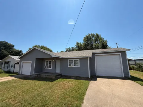 712 Nichols Avenue