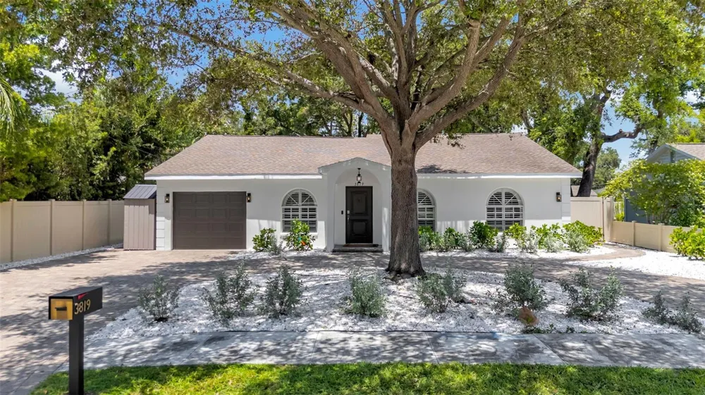 3819 W SAN MIGUEL STREET Tampa, FL 33629