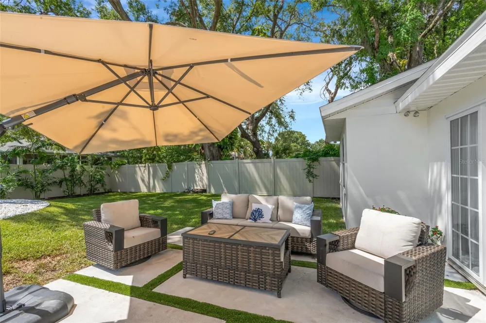 3819 W SAN MIGUEL STREET Tampa, FL 33629
