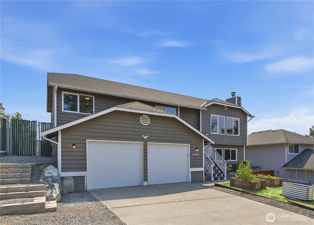 1228 223rd Street SW Bothell, WA 98021